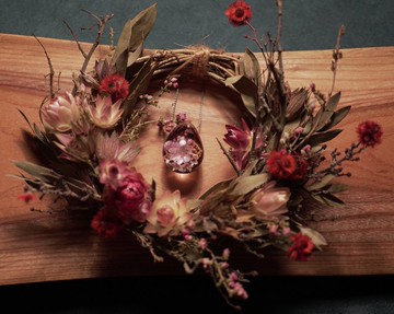 紅酸枝小花園雨滴項鍊