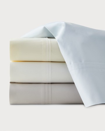 Two Marcus Collection 600 Thread Count Solid Percale Pillowcases, KING CASE