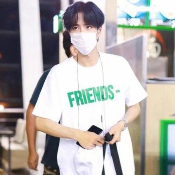 長期有Vlone短袖大V藤原浩王一博同款寬松情侶男女反光T恤夏代發