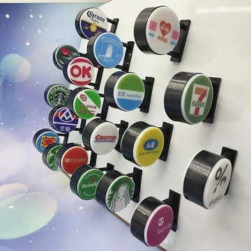 台灣出貨【磁吸】辦公桌小燈牌 發光招牌燈光冰箱貼 711全家便利店燈牌磁吸辦公桌小擺件