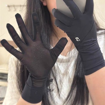 在臺嚴選🍓UPF50+夏季冰絲防曬手套女士防紫外線開車騎行透氣露指可觸屏防滑PF