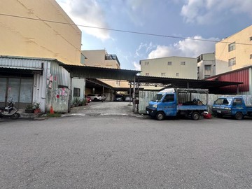 近衛武營藝術中心8米街優質大面寬建地｜高雄市鳳山區新甲段