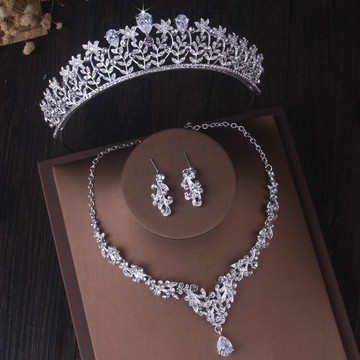 熱賣新娘套鏈結婚飾品鋯石皇冠婚紗水鉆項鏈耳環三件套2022款韓式
