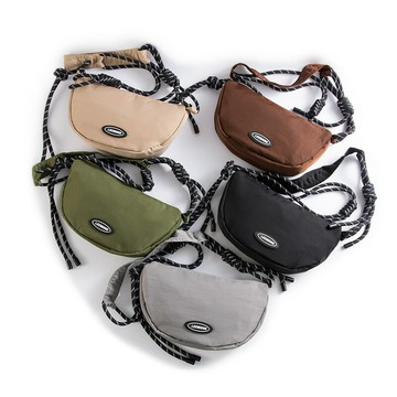 【免運/可開票】台灣公司 日系時尚包 側背包 肩背包 男士包 胸包 郵差包  日系餃子包男女ins風休閑百搭側肩包肩背包繩結個性小挎包手機包