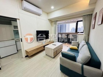 過嶺特區裝潢美兩房車｜桃園市中壢區松智二街