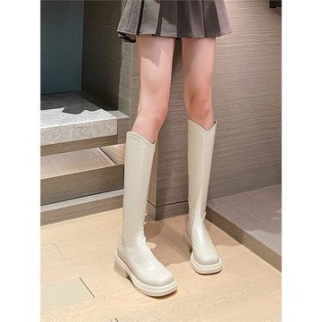 怪蜀黍白色騎士靴女2025年新款小筒圍瘦瘦長靴 粗腿V口高筒長筒靴