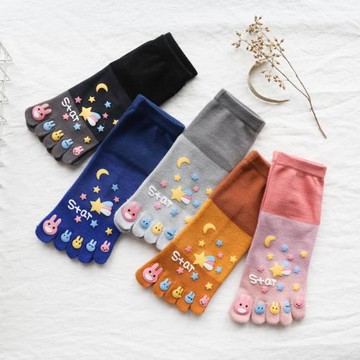 5雙 卡通五指襪女中筒秋冬季厚新疆棉襪可愛吸汗保暖透氣星星月亮