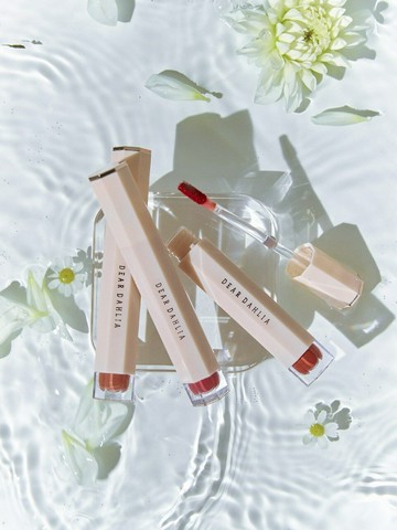 Blooming Edition Satin Glow Tip Stain