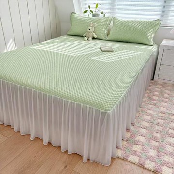 夏天冰絲涼席2025新款母嬰級可機洗冰絲豆豆軟席三件套床裙款席子