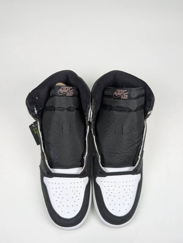 微瑕疵-左腳中底輕微泛黃 555088-108 M10 Air Jordan 1 Retro High OG "Stage Haze" 黑灰裂紋 男款
