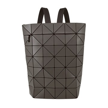 ISSEY MIYAKE 三宅一生 BAOBAOBLOCKY 後背包-炭灰