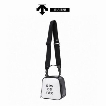 【DESCENTE】GOLF 迪桑特 女士 高爾夫側背包 方形立體包(白色)