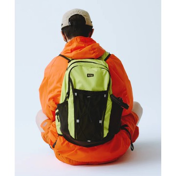 日本KiU 520 明星商品 | 防水貼身機能後背包 | 有胸扣腰扣夜間反光17L 耐重20公斤