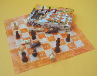 雷鳥   LT-2027   原木西洋棋   /  付【APP滿額下單4%點數(單一帳號最高1500點)】5/31止
