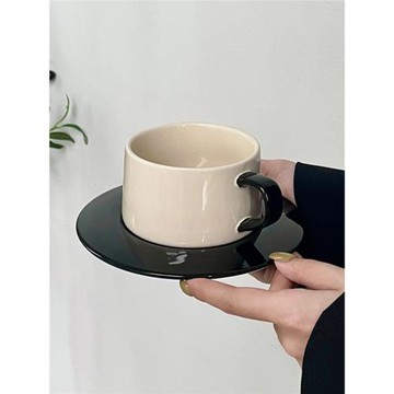 北歐馬克杯女生高顏值陶瓷杯子情侶水杯家用拿鐵ins咖啡杯碟套裝