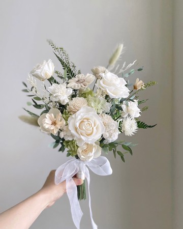【不凋花乾燥花】白綠色不凋玫瑰繡球韓式捧花