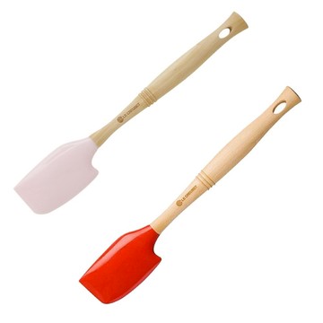 Le Creuset Pro 頂級中型刮刀 櫻桃紅／雪紡粉 32cm【cube卡APP下單享10%回饋】