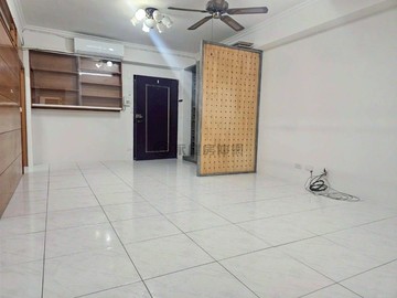 第一市場豐原高商三房+坡道平面車位華廈｜台中市豐原區東勢街