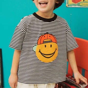 日本 BREEZE - 100%棉 微笑印花短袖-條紋-黑x白