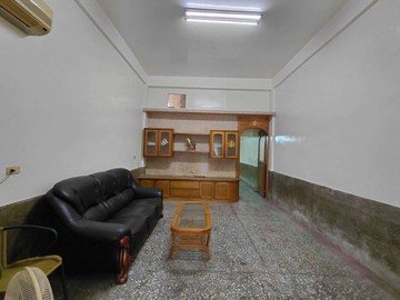 燕巢鳳雄商圈旁美透天｜高雄市燕巢區鳳旗路