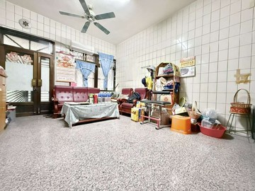 岡山◆前峰商圈◆低總價◆活巷透天｜高雄市岡山區前峰路