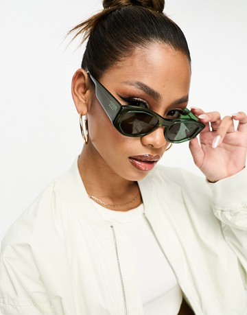 DIFF zoe geo square sunglasses in transparent green