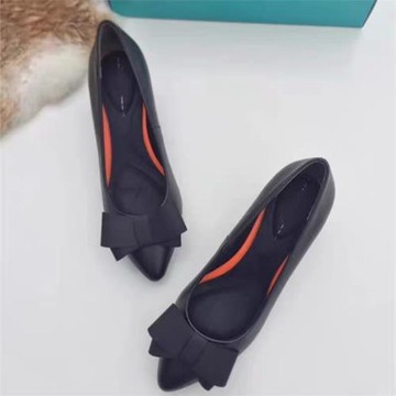 外貿新款原單單鞋真皮軟皮舒適工作鞋尖頭淺口蝴蝶結金屬扣中跟女