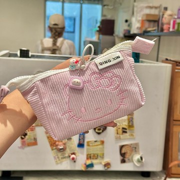 【臺灣出貨】hellokitty化妝包女開學便攜式大容量旅行洗漱包手提高顏值收納包