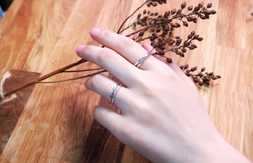 純銀二迴旋銀戒