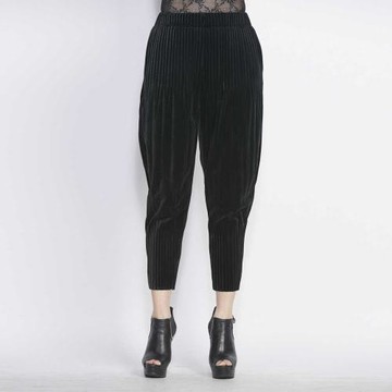 iima 綢緞級金絲絨修飾褲組-亂賣會