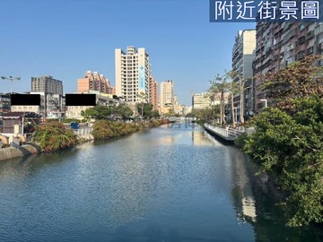 三鳳中街｜英雄世家｜幸福家幸福川溫馨套房｜高雄市三民區建國三路