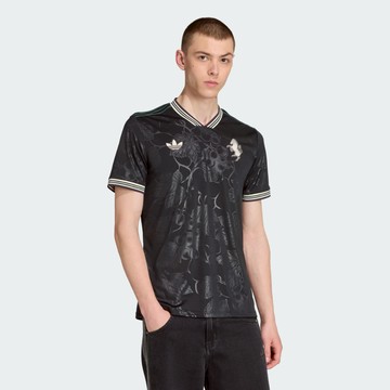 尤文圖斯 25/26 賽季第二客場球衣