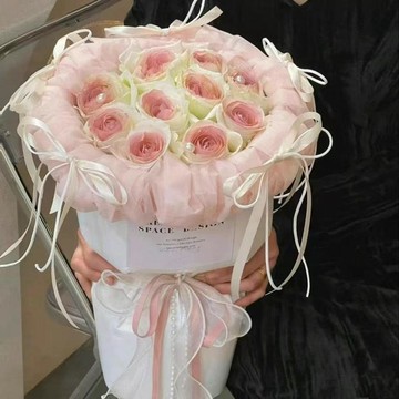 ❀【花中世界】❀【高品質】芭蕾仿真花高顏值香風玫瑰花束送女友閨蜜禮物成品花束