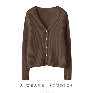 美拉德腔調范兒骨感十足！純羊絨開衫女V領坑條修身短款毛衣外套