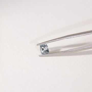 Gemstone｜緬甸枕形灰藍色尖晶石