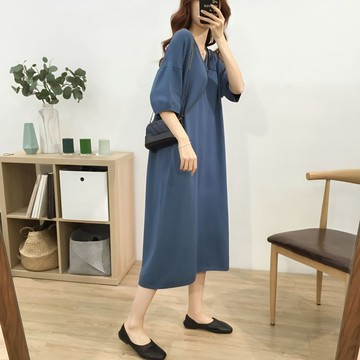 夏季女士大碼洋裝 胖mm大碼2-300斤寬鬆顯瘦遮肉V領短袖連衣裙女夏孕婦裙懶人長裙子時尚洋氣百搭