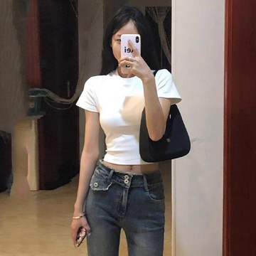 已售9642件💖美式性感辣妹T恤~ 短袖T恤 正肩 修身 基礎款 內搭 上衣女