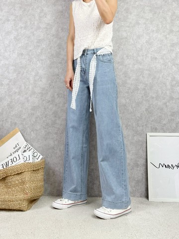 甜美蕾絲綁帶★讓休閒牛仔寬褲也能展現優雅