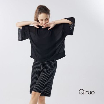 【Qiruo 奇若】春夏專櫃黑色雪紡上衣3065A  七分水袖寬版