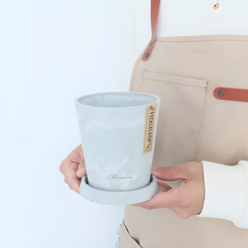 Moriann 大理石紋彩色塑膠霧面花盆含底盤組 煙灰色 1111 1組  11 x 11cm  灰灰色