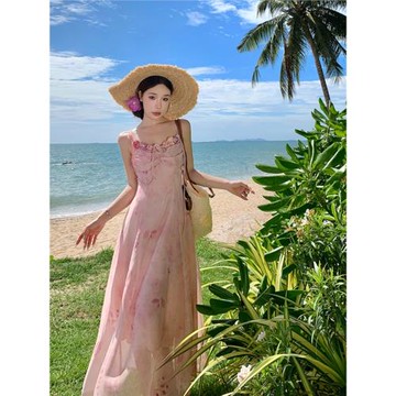 法式小眾海邊度假長裙氣質高級感收腰粉色甜美吊帶仙女連衣裙超仙