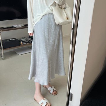 醋酸涼感緞面半身裙女夏氣質顯瘦垂感松緊腰寬松A字魚尾中長裙子