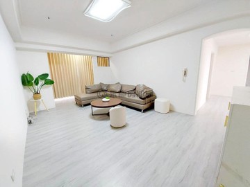 金獅湖生活圈・稀有景觀四房｜湖邦花園｜附平面車位｜高雄市三民區鼎昌街