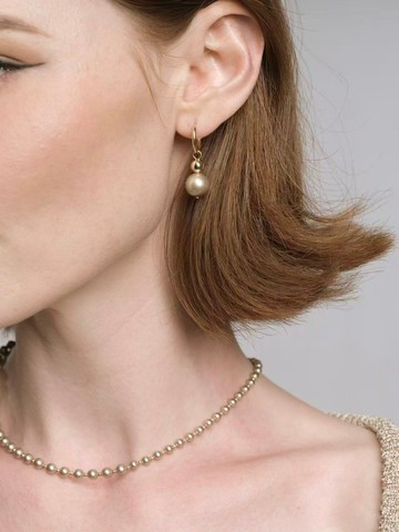 The breaking dawn-Earrings 手工製作香檳金珍珠耳環
