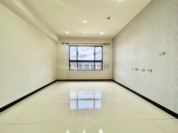 內壢前站微笑城堡高樓景觀美兩房車｜桃園市中壢區長興街