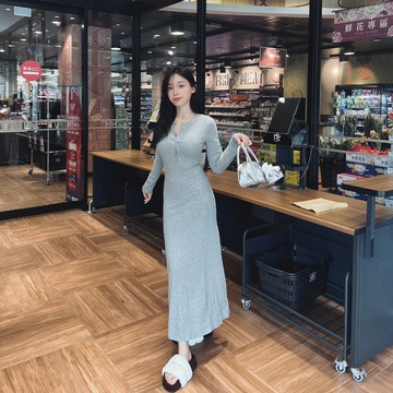 【時尚出街】DOMISS歐美合身長袖洋裝 連身裙-3色(現貨)