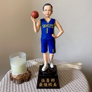 獎盃真人版公仔: 老闆禮物、榮休禮物、父母禮物