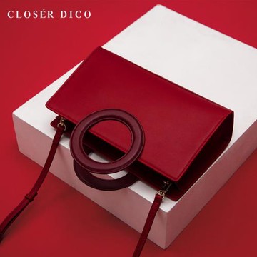 紅色結婚包包女2025新款大氣時尚酒紅色婚包小眾婚禮用手提新娘包