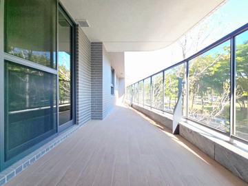 信實Penny東區｜旱溪｜稀有面公園大露台｜台中市東區德興一街