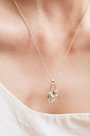 trapezoid rose necklace - 梯形玫瑰 項鍊